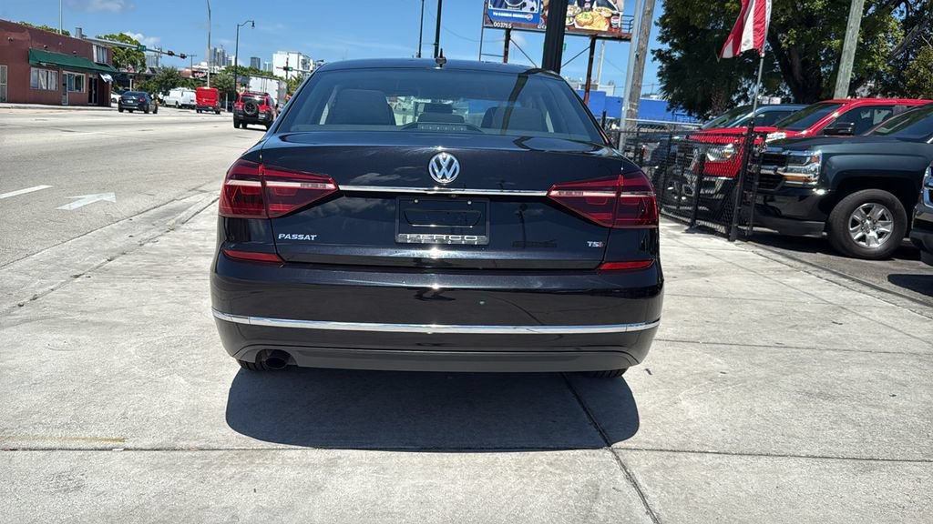 Used 2017 Volkswagen Passat 1.8T S FWD image 13