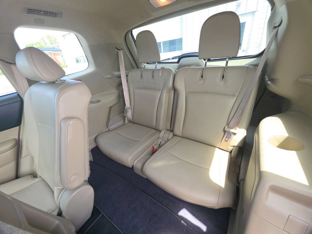 Used 2013 Toyota Highlander SE AWD/4WD image 28