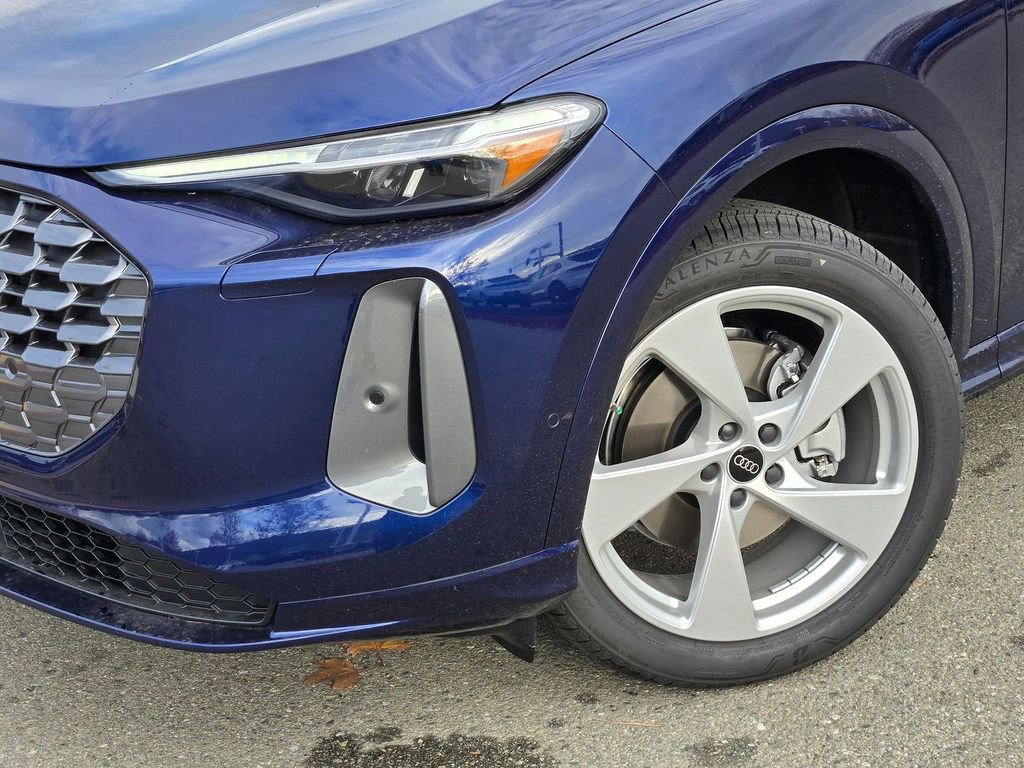 New 2025 Audi Q5 Premium Plus AWD/4WD image 9