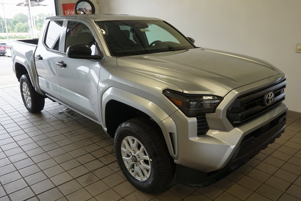 New 2025 Toyota Tacoma SR image 2