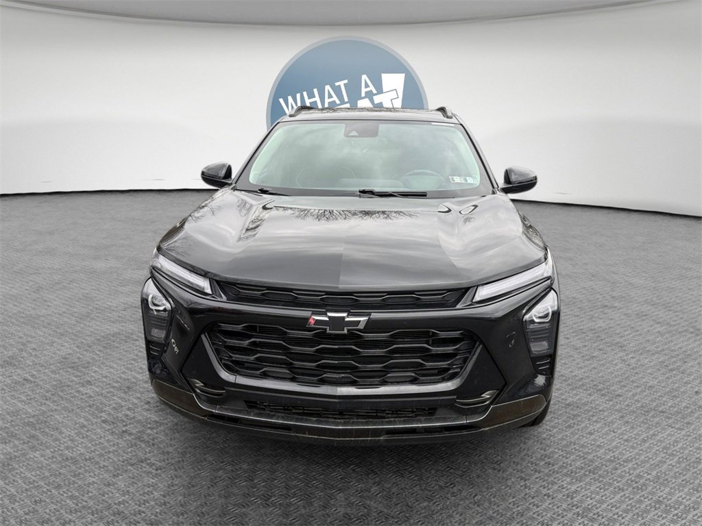 Used 2024 Chevrolet Trax ACTIV w/ Sunroof Package image 9