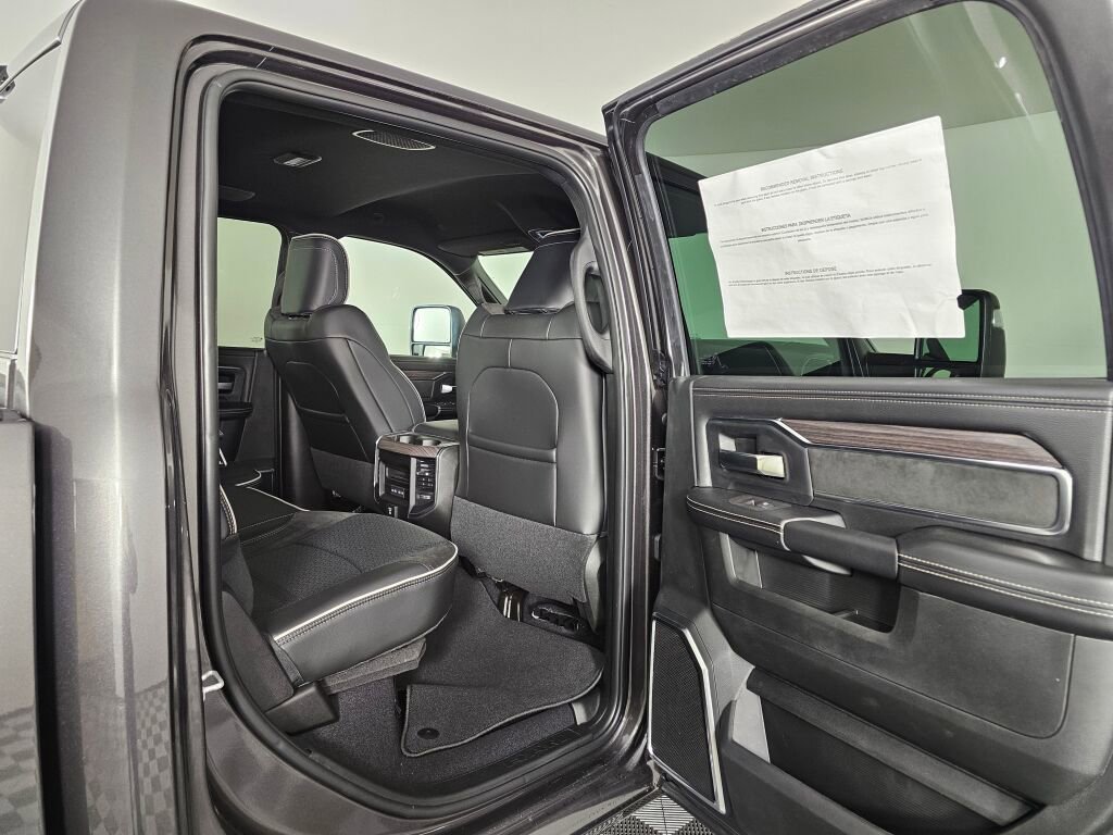 New 2026 RAM 2500 Laramie w/ Night Edition AWD/4WD image 35