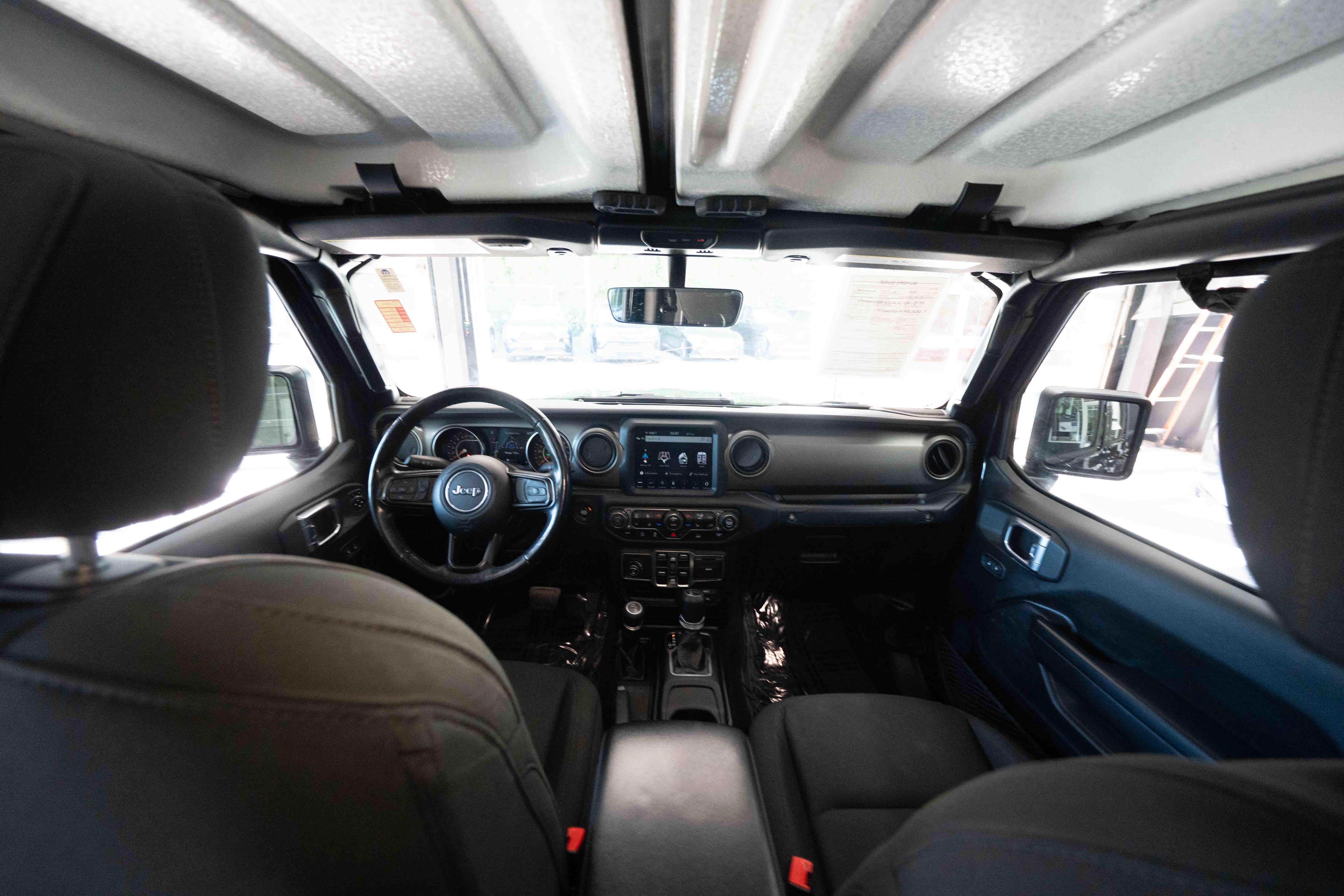 Used 2021 Jeep Gladiator Sport AWD/4WD image 19