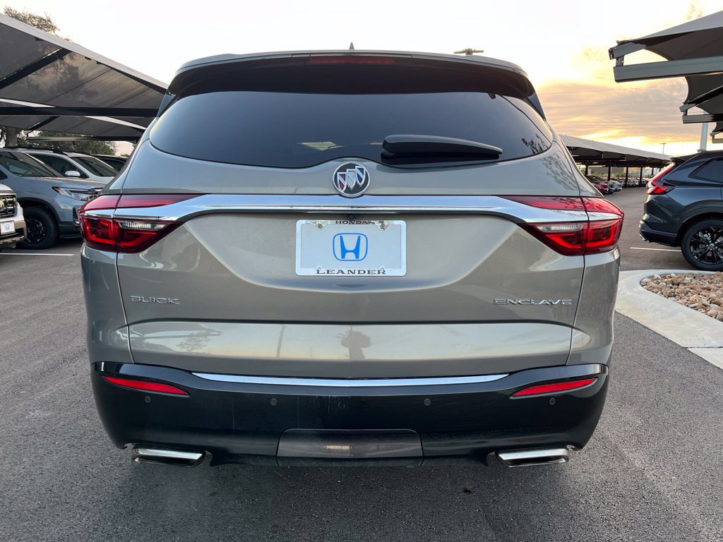 Used 2018 Buick Enclave Premium FWD image 5