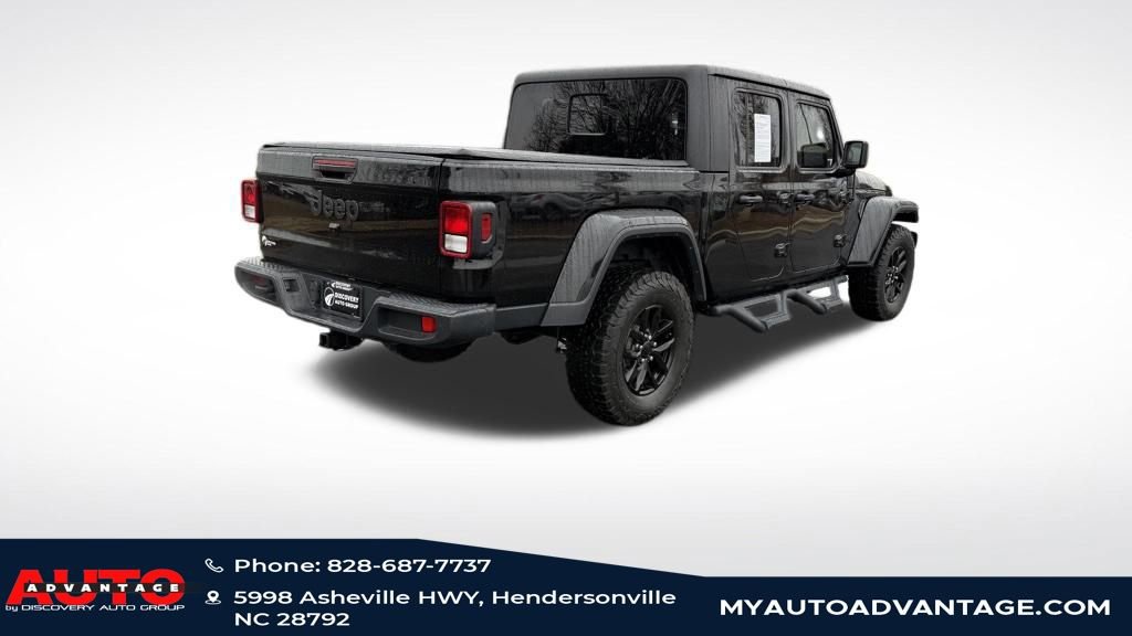 Used 2022 Jeep Gladiator Sport image 7