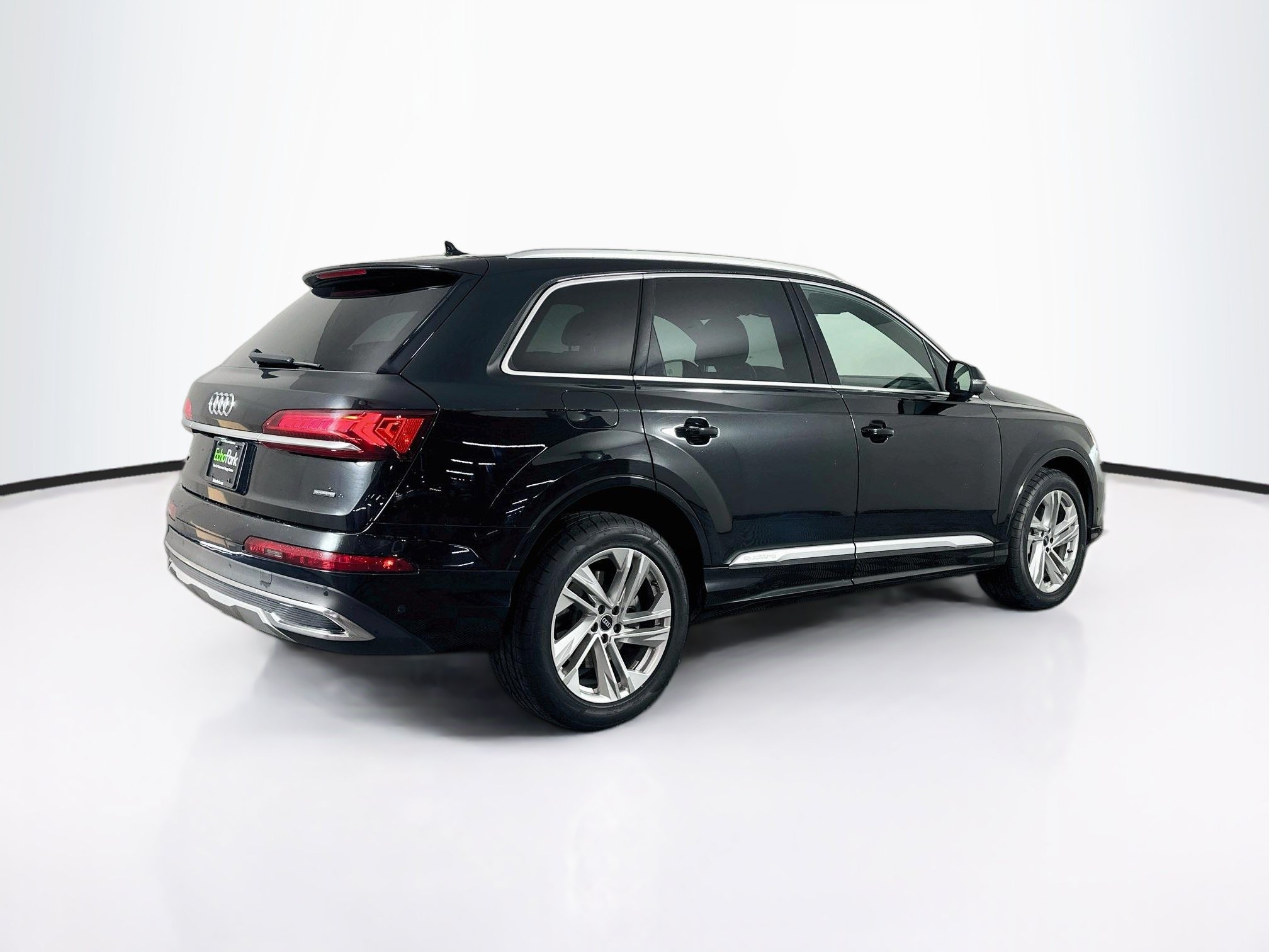 Used 2022 Audi Q7 2.0T Premium Plus w/ Premium Plus Package AWD/4WD image 9
