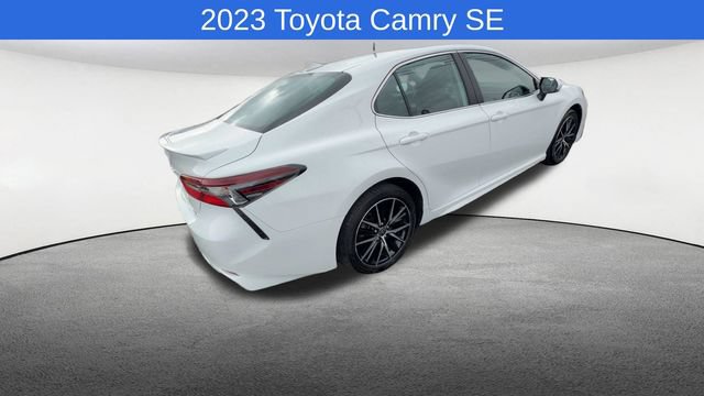 Used 2023 Toyota Camry SE AWD/4WD image 9