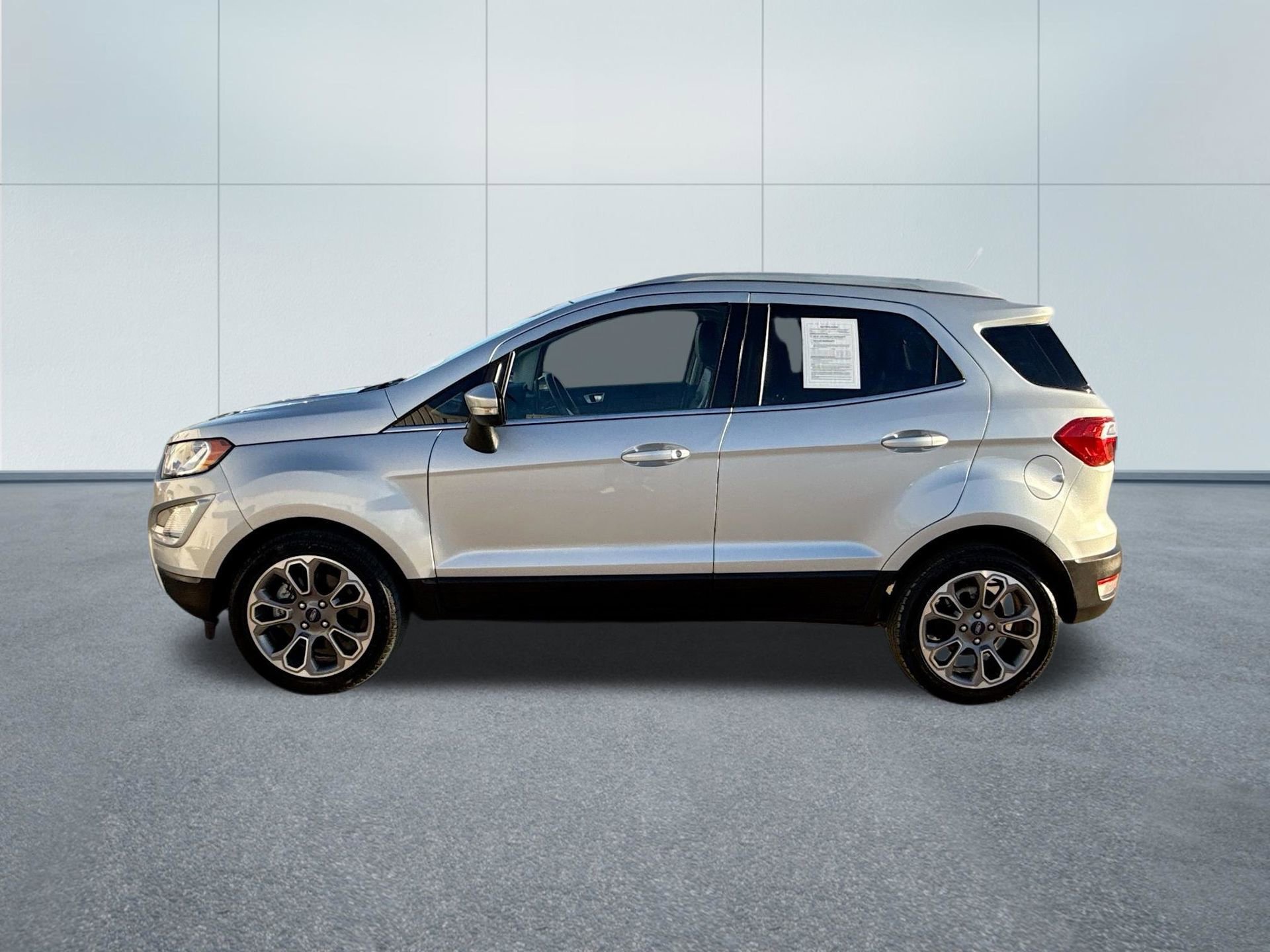 Used 2021 Ford EcoSport Titanium FWD image 10