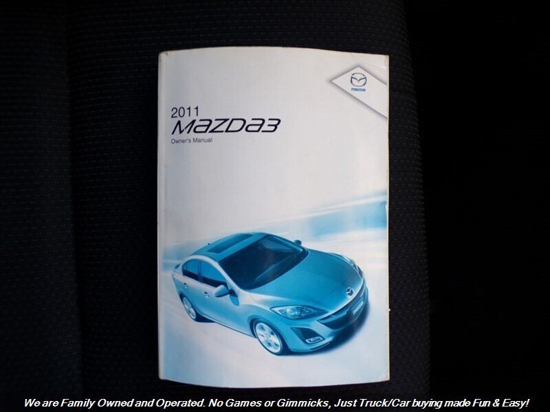 Used 2011 MAZDA MAZDA3 i Touring FWD image 32