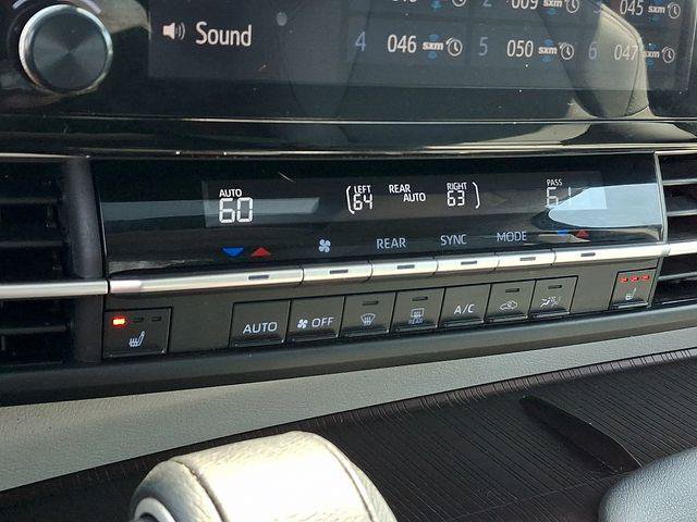 Certified 2021 Toyota Sienna XLE AWD/4WD image 17