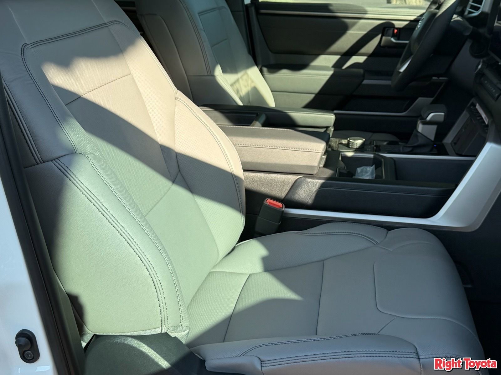 New 2026 Toyota Tundra SR5 AWD/4WD image 10