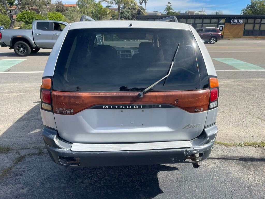 Used 2002 Mitsubishi Montero Sport XLS image 4