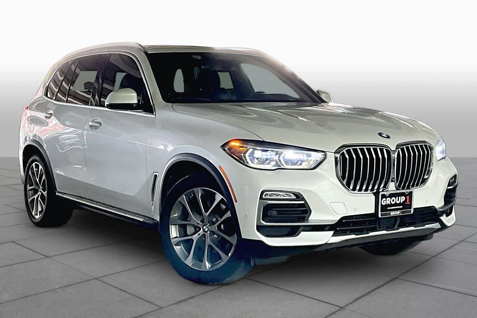 Used 2019 BMW X5 xDrive40i w/ Executive Package AWD/4WD image 2