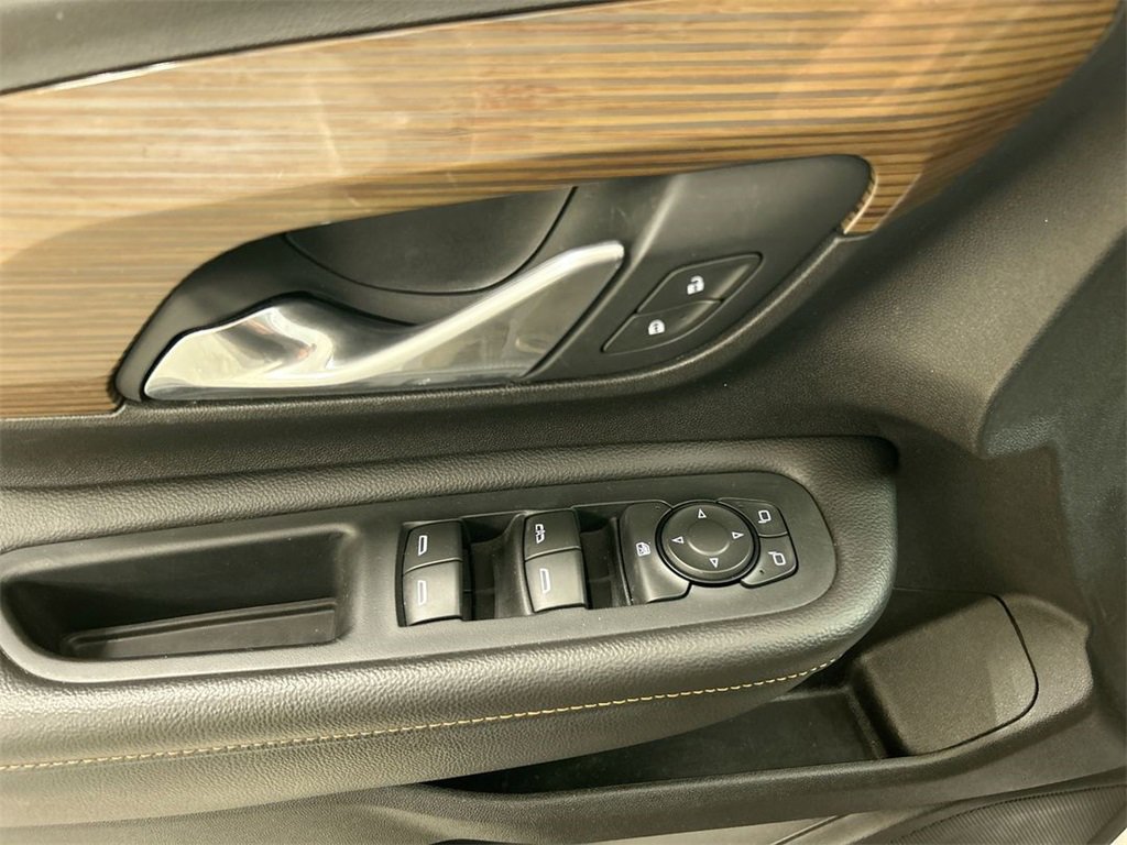 Used 2018 GMC Terrain SLE w/ Driver Convenience Package image 11