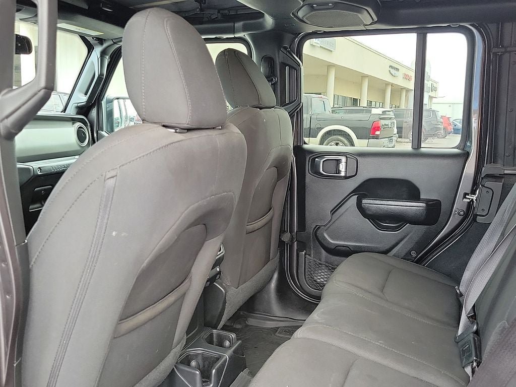 Used 2022 Jeep Wrangler Unlimited Sport AWD/4WD image 9