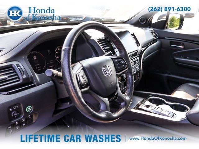 Certified 2024 Honda Ridgeline Black Edition image 11