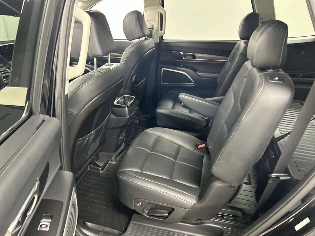 Used 2022 Kia Telluride EX w/ EX Premium Package AWD/4WD image 21