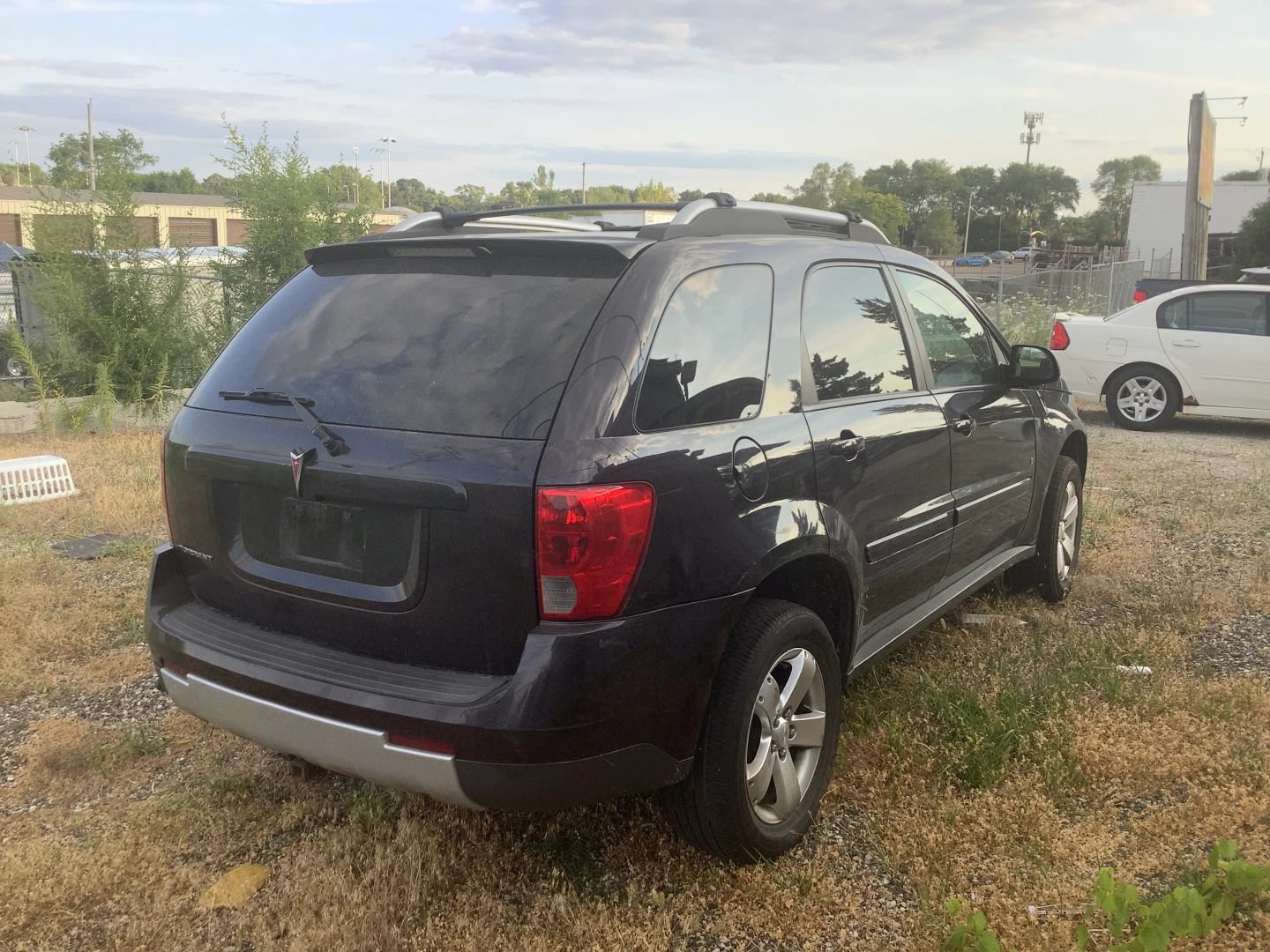 Used 2006 Pontiac Torrent 2WD w/ Preferred Package image 3
