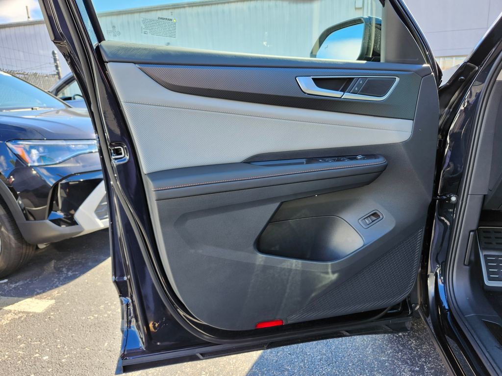 New 2026 Volkswagen Atlas Peak Edition image 10