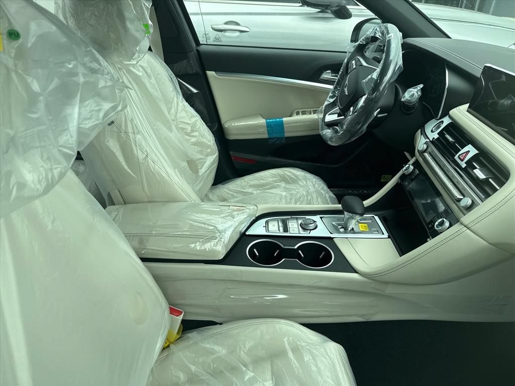 New 2026 Genesis G70 2.5T RWD image 7