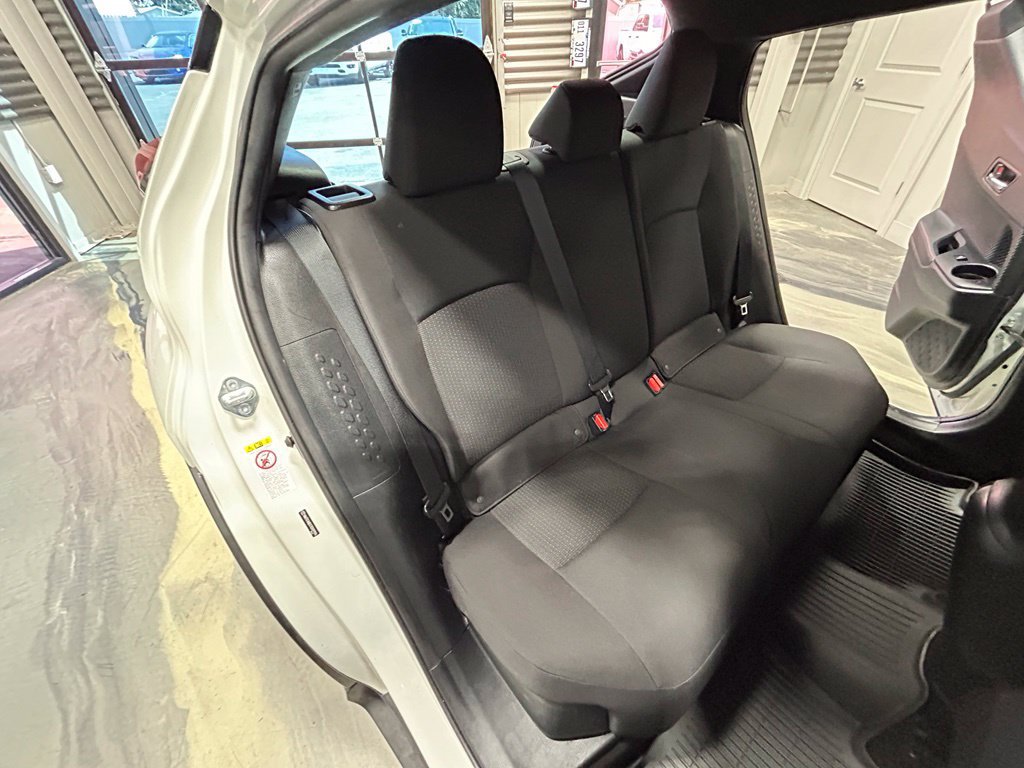 Used 2019 Toyota C-HR XLE FWD image 6