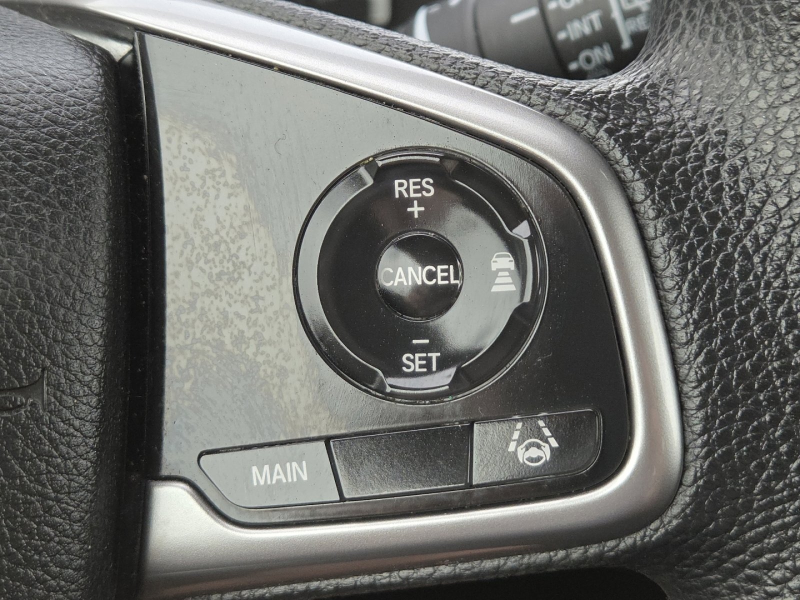 Used 2021 Honda CR-V EX image 6