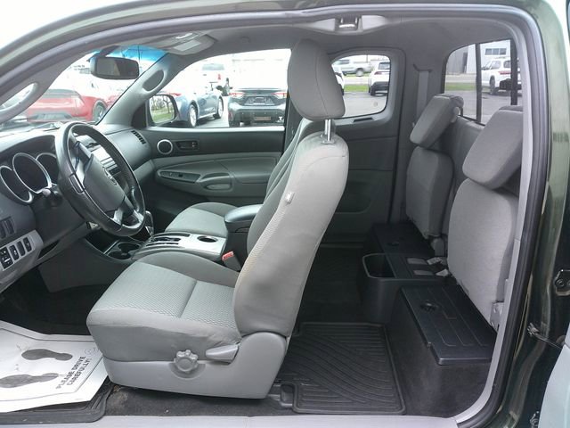 Used 2012 Toyota Tacoma 4x4 Access Cab V6 w/ SR5 Pkg image 19