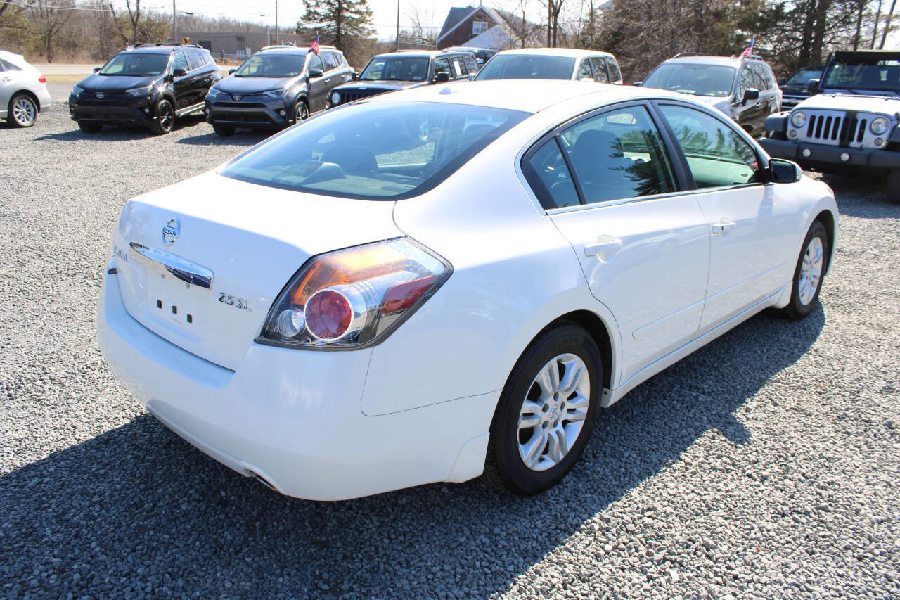 Used 2010 Nissan Altima 2.5 SL w/ SL Pkg image 7