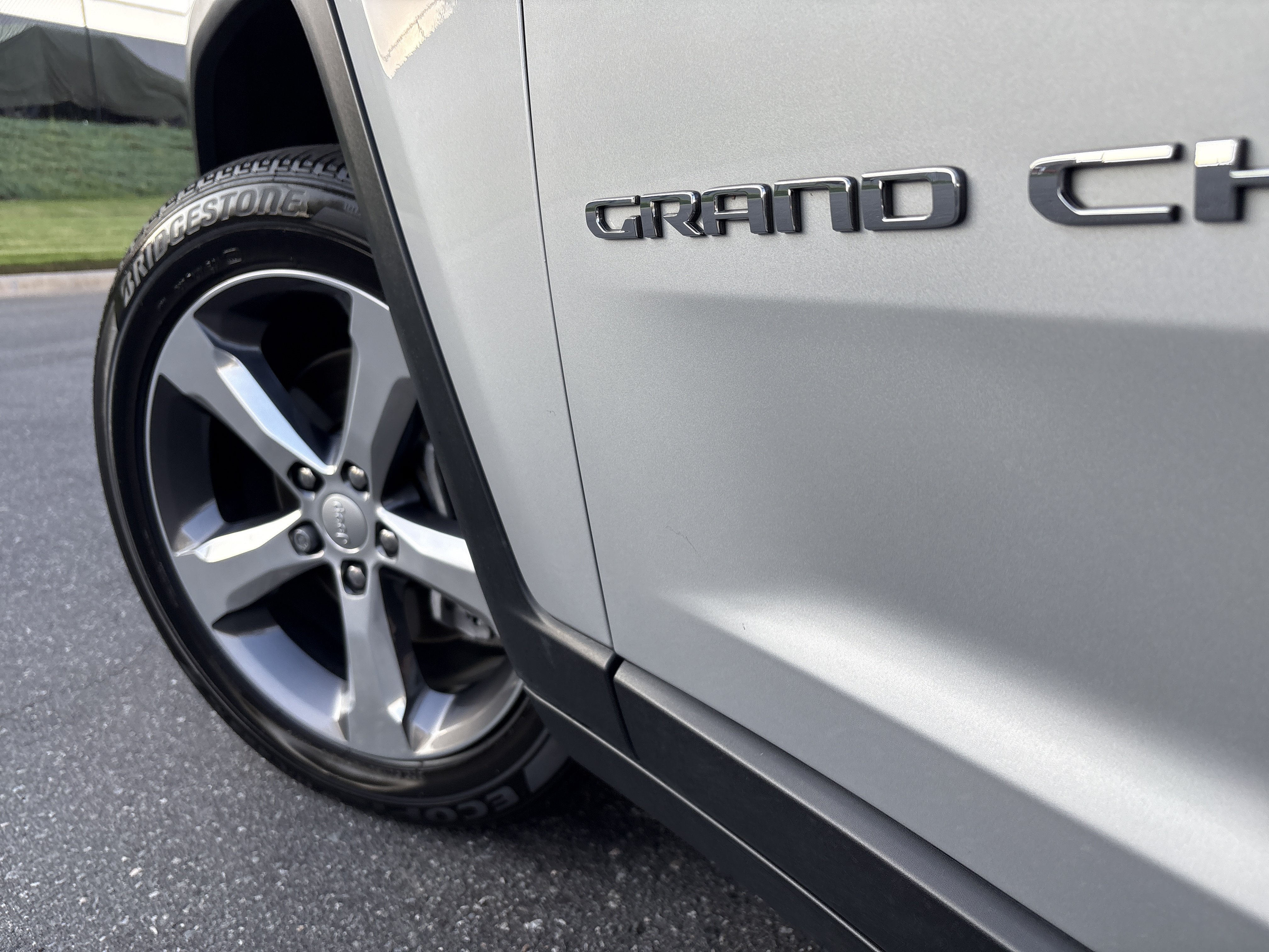 Used 2021 Jeep Grand Cherokee L Limited AWD/4WD image 12