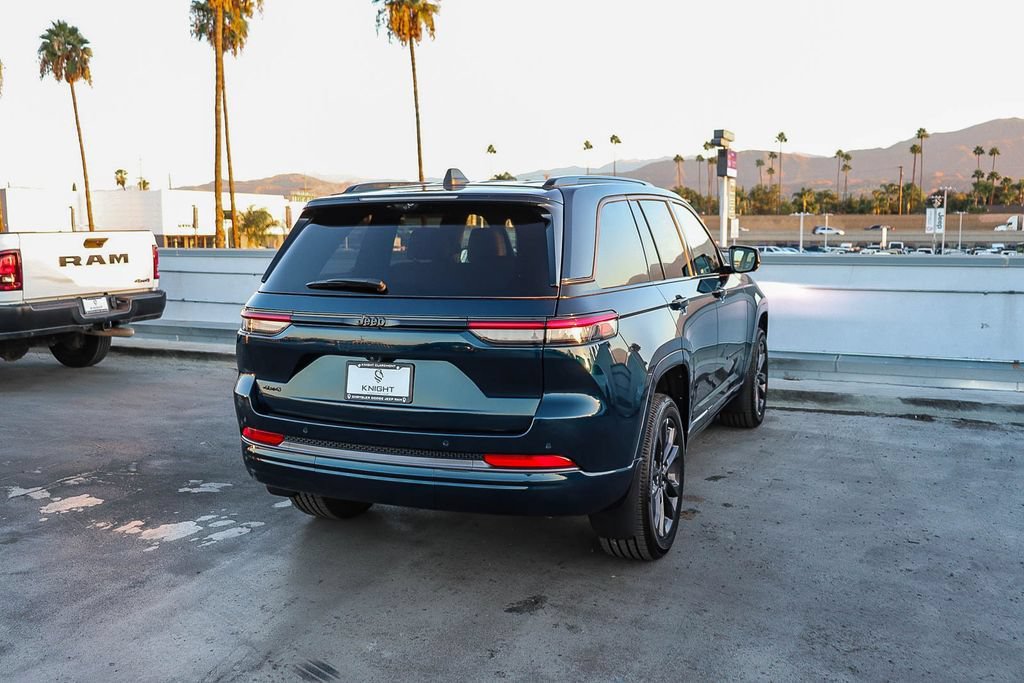 New 2026 Jeep Grand Cherokee Limited AWD/4WD image 9