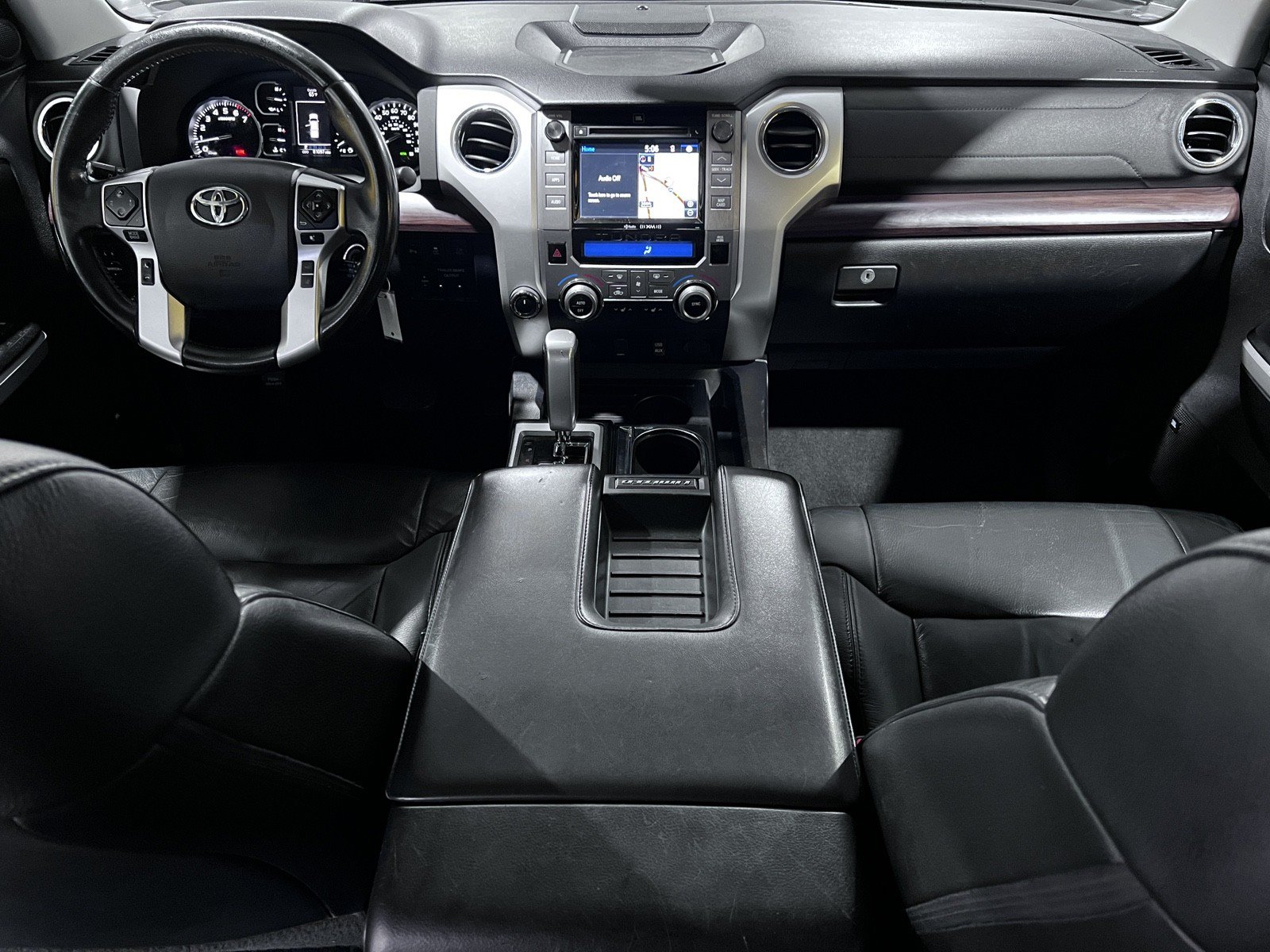 Used 2018 Toyota Tundra Limited w/ Limited Premium Package AWD/4WD image 13