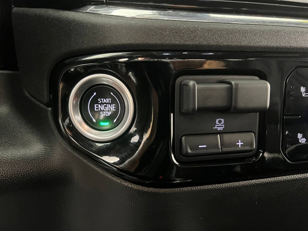 Certified 2022 Chevrolet Silverado 1500 LT Trail Boss w/ LT Trail Boss Premium Package AWD/4WD image 34