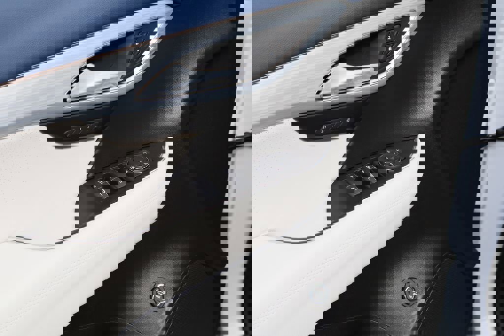 New 2026 Buick Envision Avenir image 16