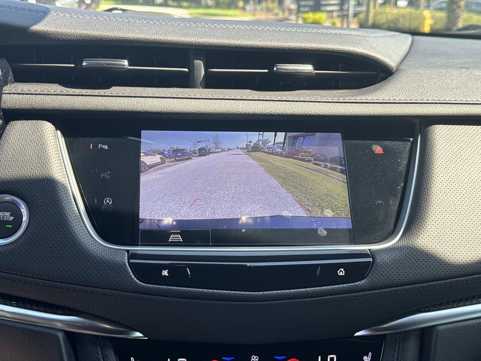 Used 2025 Cadillac XT5 Sportv AWD/4WD image 21