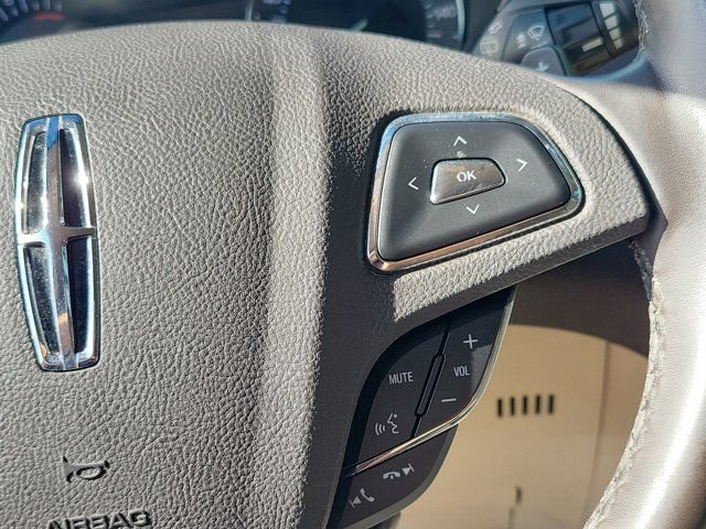 Certified 2019 Lincoln MKC Select FWD image 26
