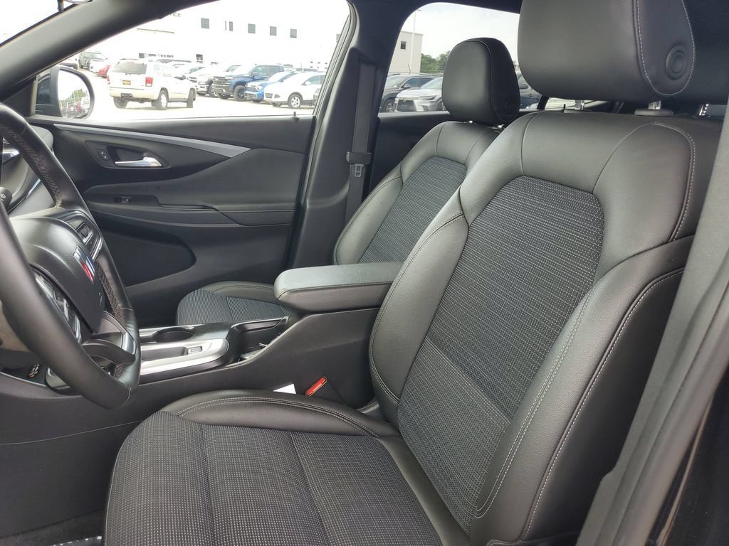 Certified 2025 Buick Envista Preferred w/ Convenience I Package FWD image 18