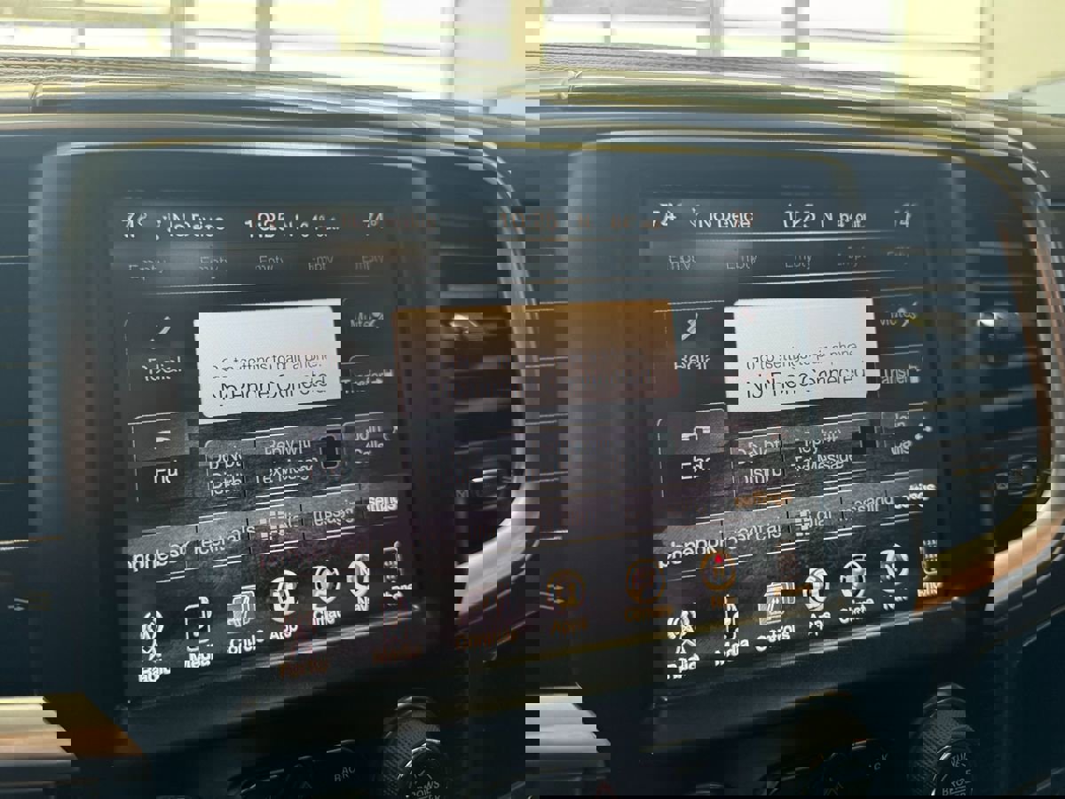 Used 2016 RAM 1500 Limited image 30