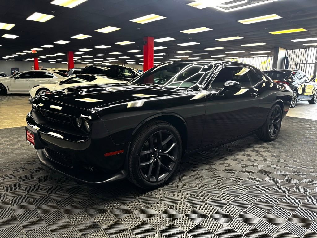 Used 2019 Dodge Challenger GT w/ Blacktop Package RWD image 8
