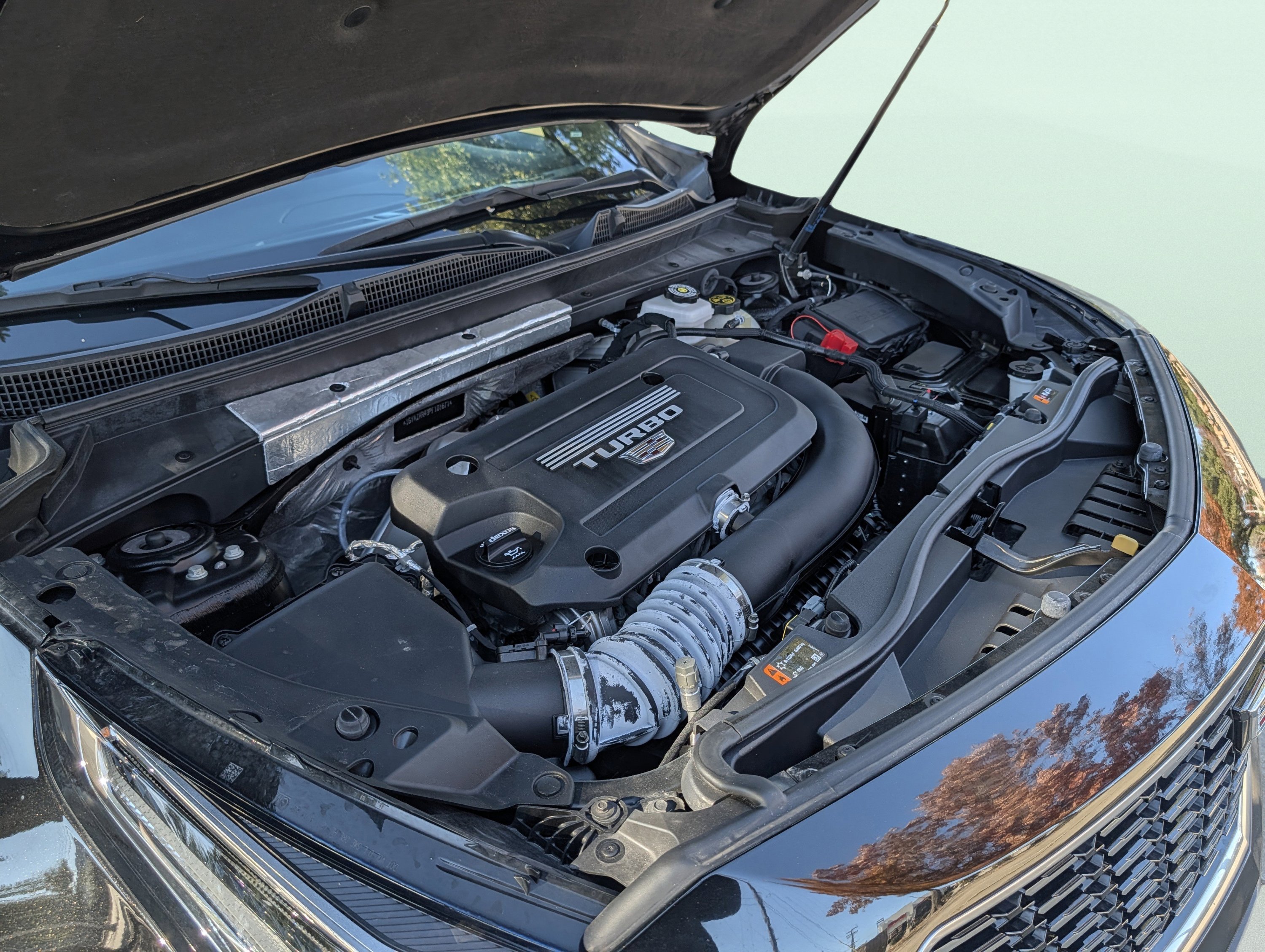 Used 2023 Cadillac XT4 Luxury w/ Cold Weather Package image 55