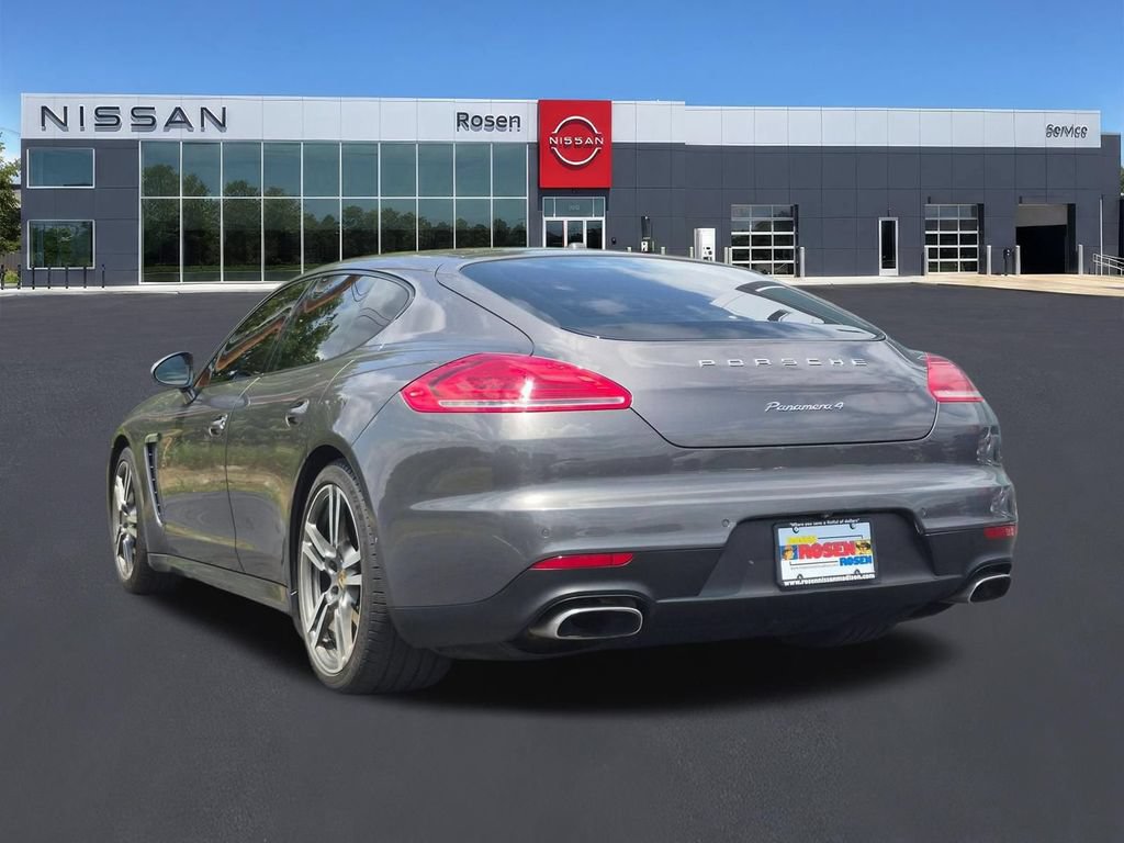 Used 2015 Porsche Panamera 4 AWD/4WD image 5