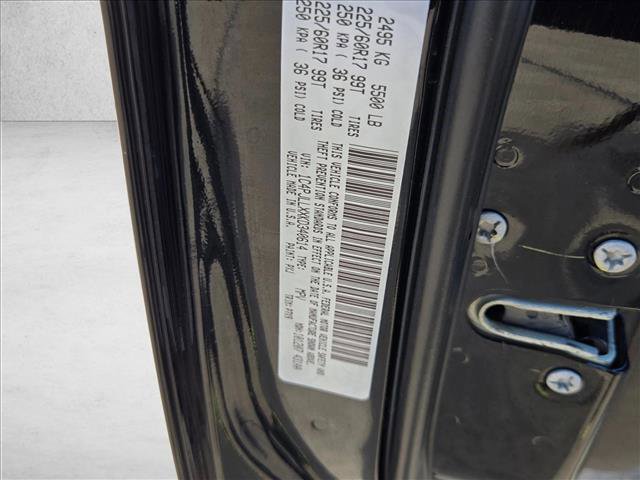 Used 2019 Jeep Cherokee Latitude Plus w/ Comfort/Convenience Group image 15