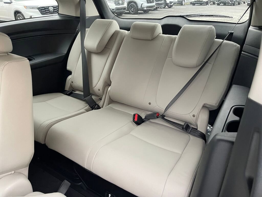 New 2026 Honda Odyssey EX-L image 13