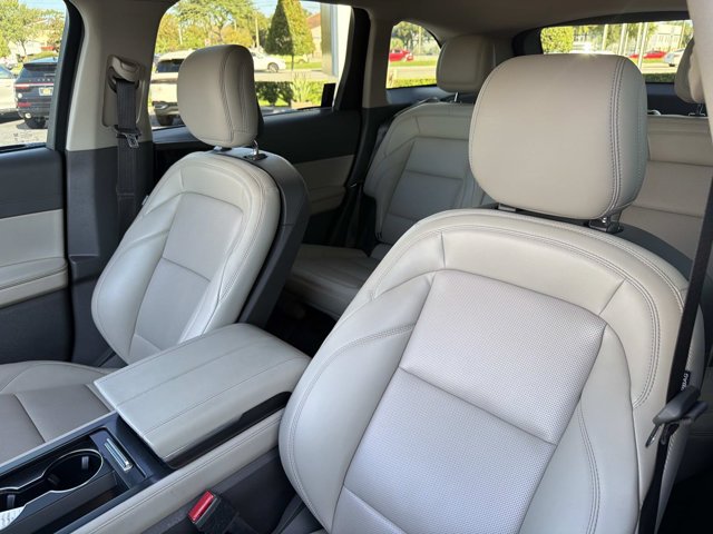 Certified 2024 Lincoln Nautilus Premier AWD/4WD image 15