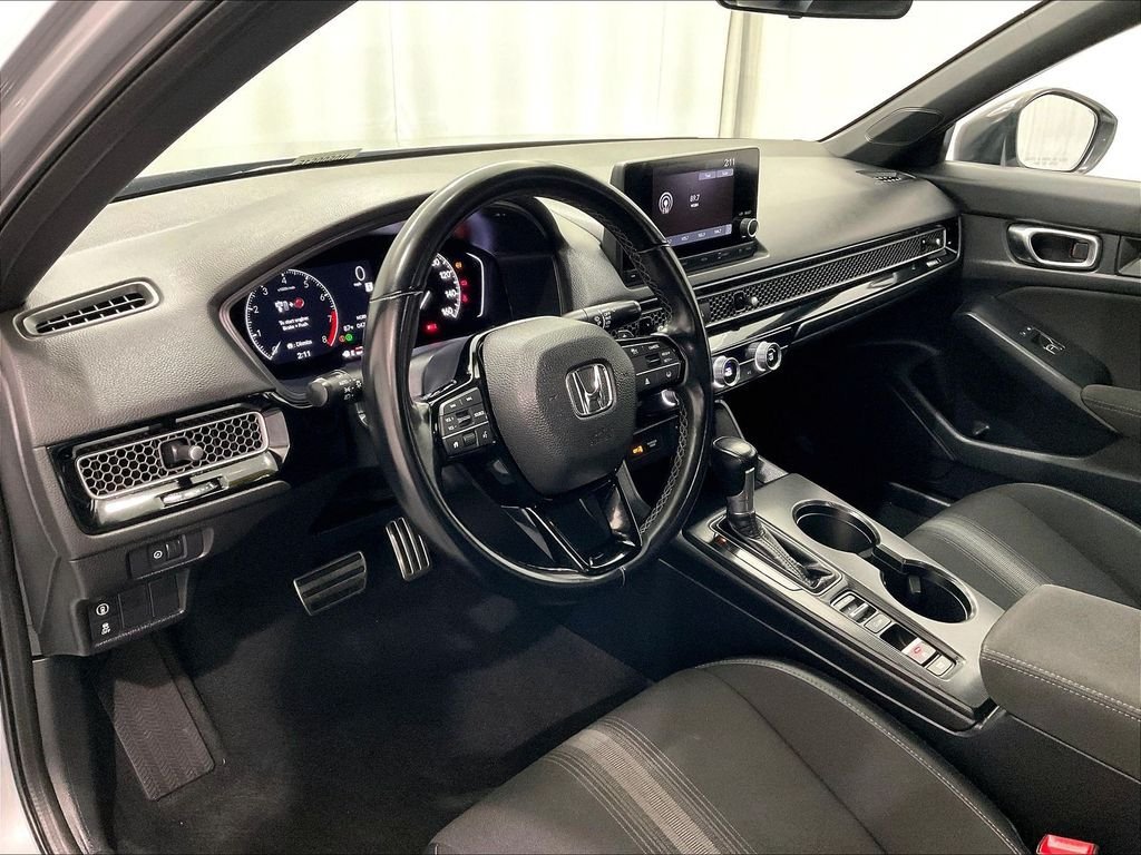 Used 2023 Honda Civic Sport image 8