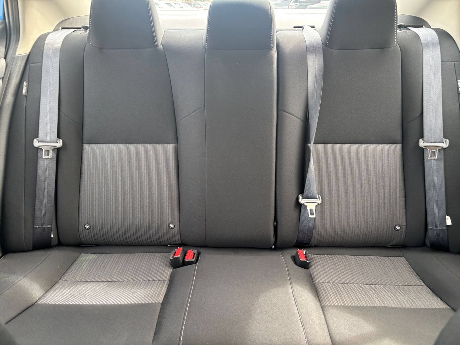 Used 2025 Nissan Sentra SV FWD image 35