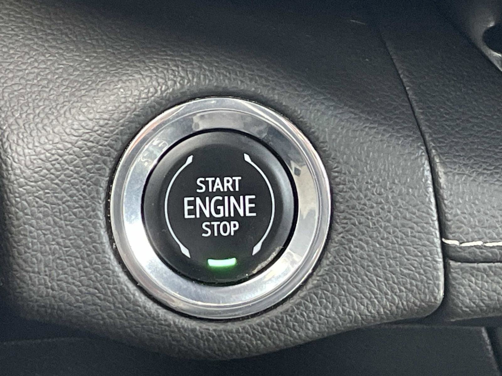 Used 2023 Buick Envision Essence FWD image 26