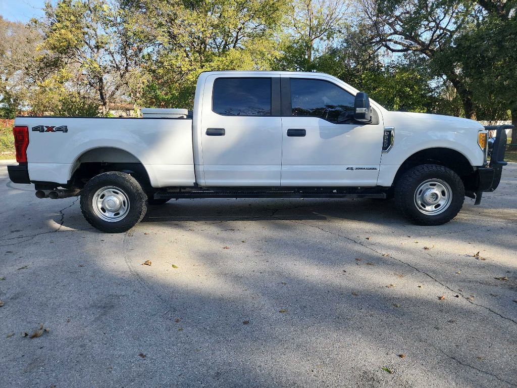 Used 2017 Ford F250 XL w/ Power Equipment Group image 11
