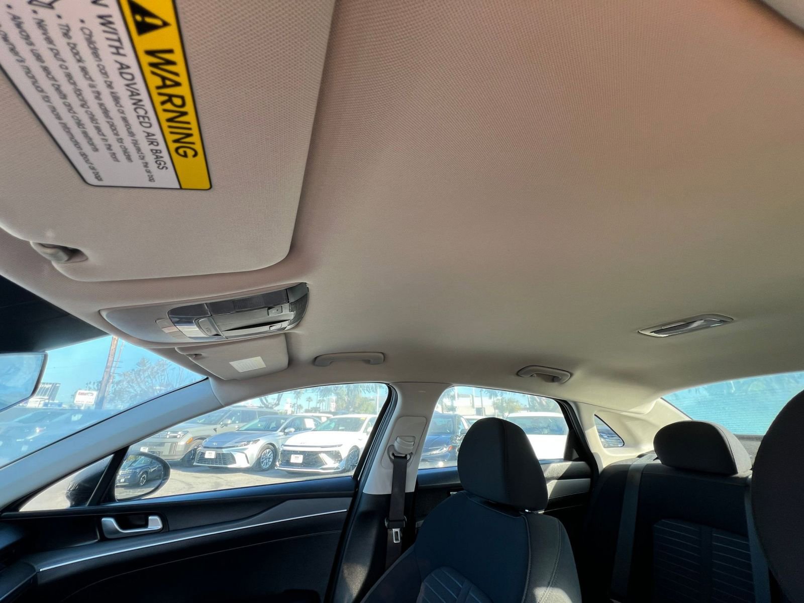 Used 2025 Kia K5 LXS image 32