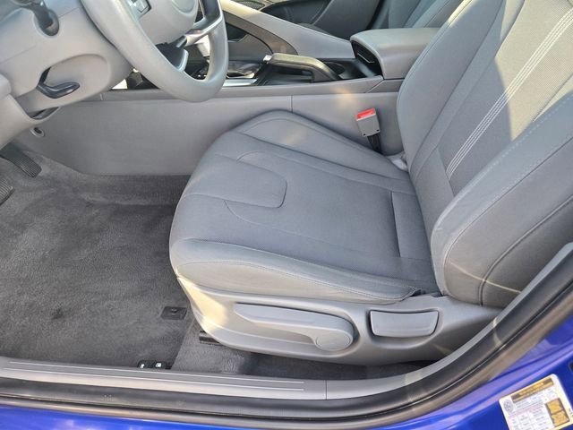 Used 2024 Hyundai Elantra SE image 19