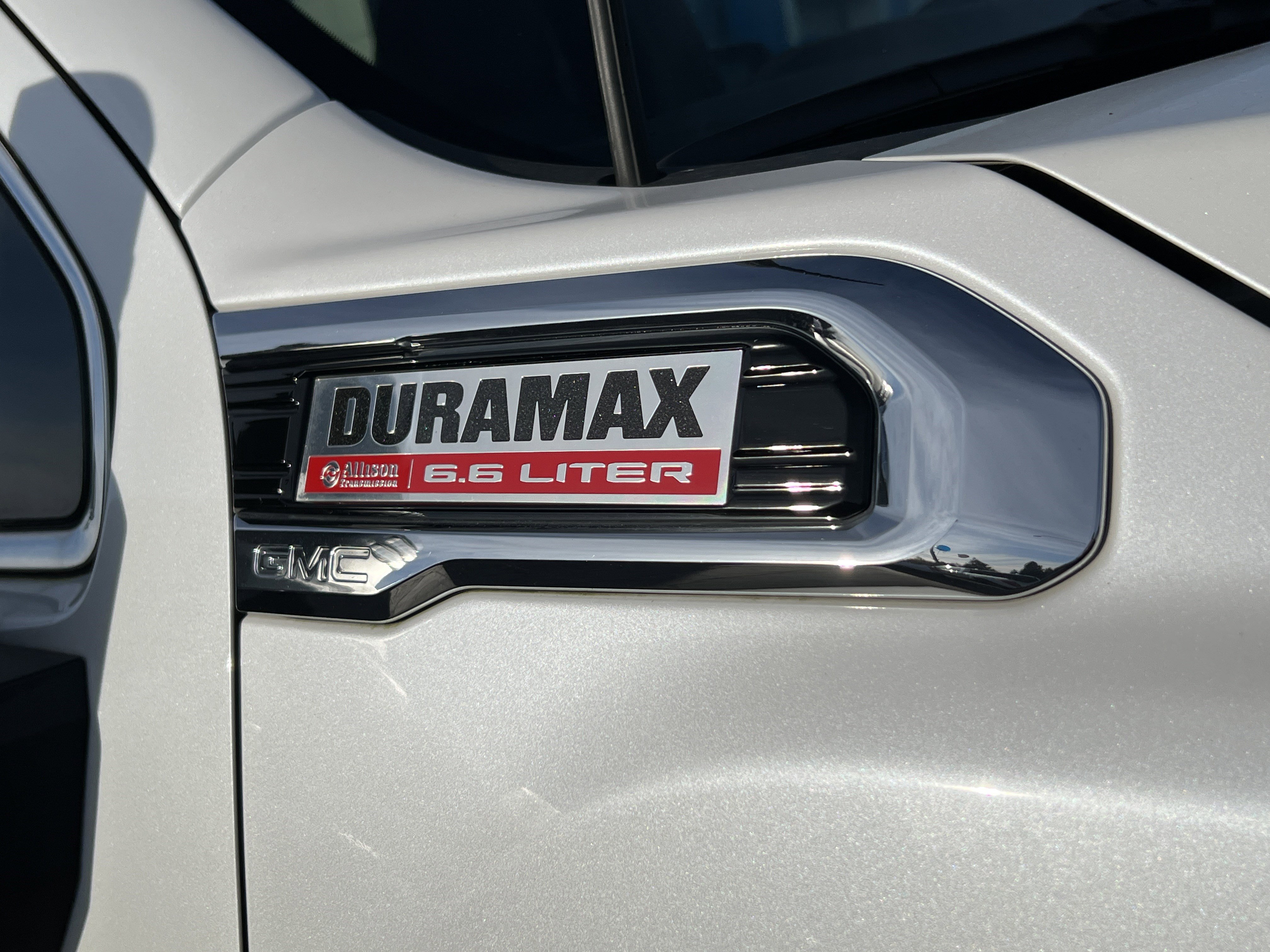 Used 2022 GMC Sierra 3500 Denali w/ Denali Ultimate Package image 10